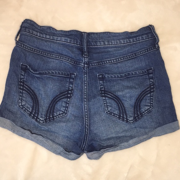 hollister high waisted denim shorts - Picture 2 of 3